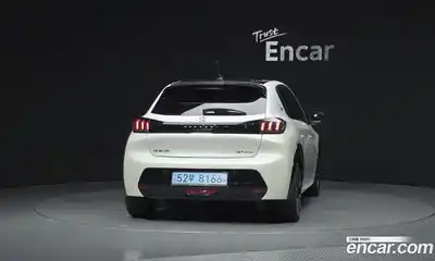 Peugeot 208 2020 0.1 гидро в Москве № 259365, миниатюра 4