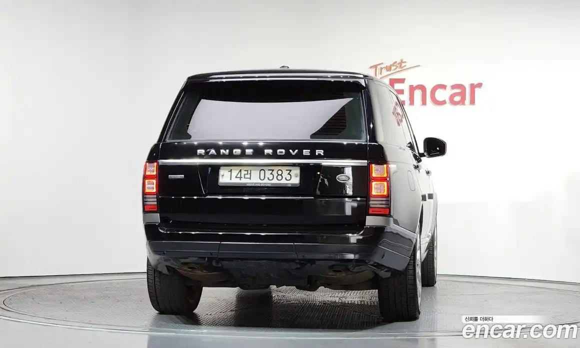 Land Rover Range-Rover 2015 4.4 гидро в Москве № 271507, фото 4