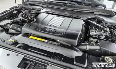 Land Rover Range-Rover 2015 4.4 гидро в Москве № 271507, миниатюра 6