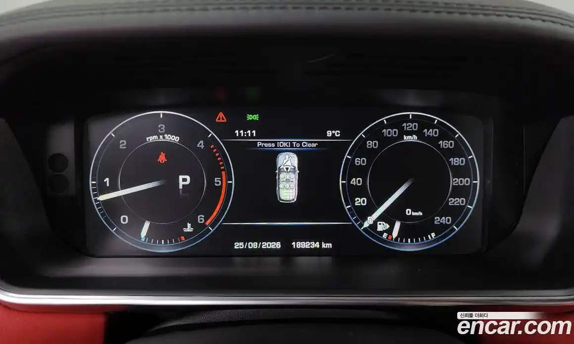 Land Rover Range-Rover 2015 4.4 гидро в Москве № 271507, фото 8