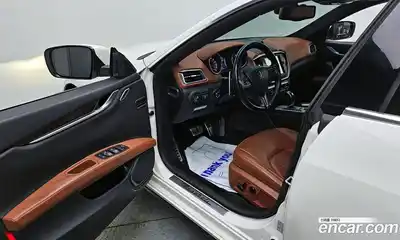 Maserati Ghibli 2016 3.0 гидро в Москве № 282920, миниатюра 10