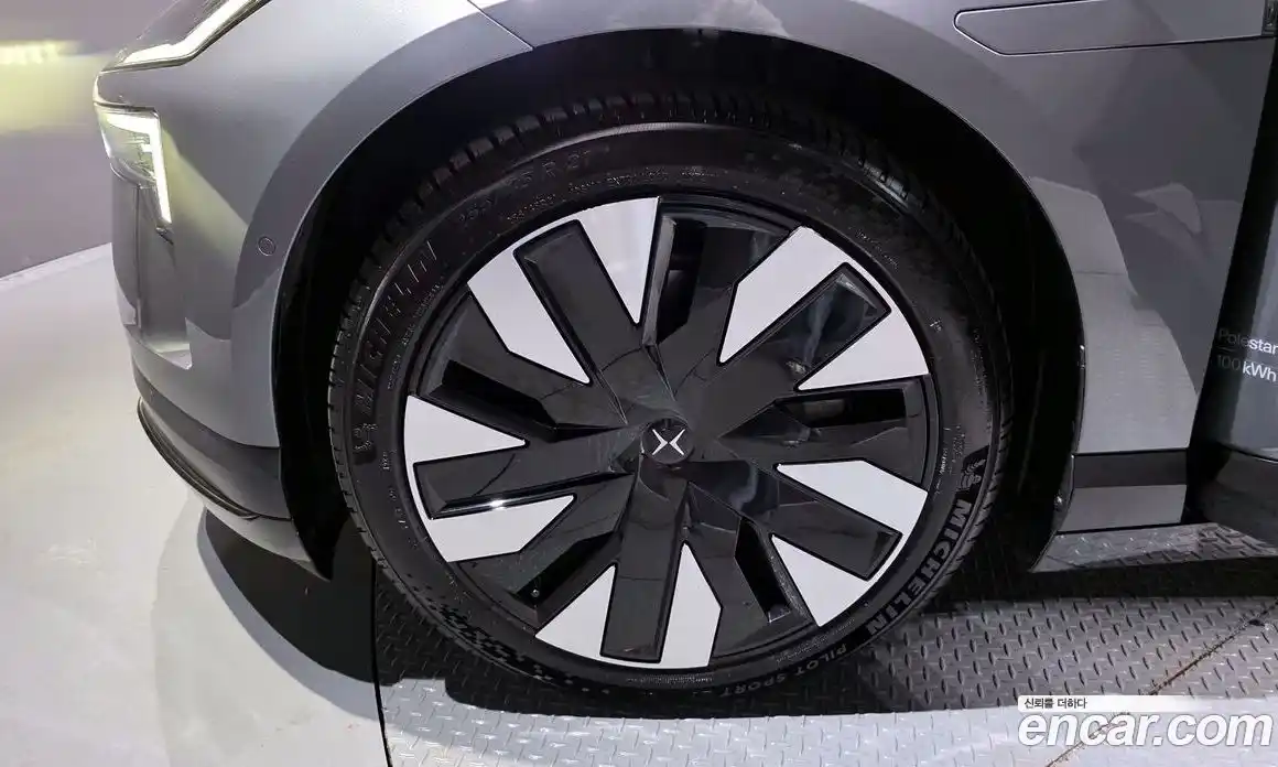 Polestar Polestar 4 2024 0.2 гидро в Москве № 284041, фото 5