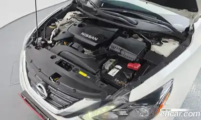 Nissan Altima 2018 2.5 гидро в Москве № 284888, миниатюра 6
