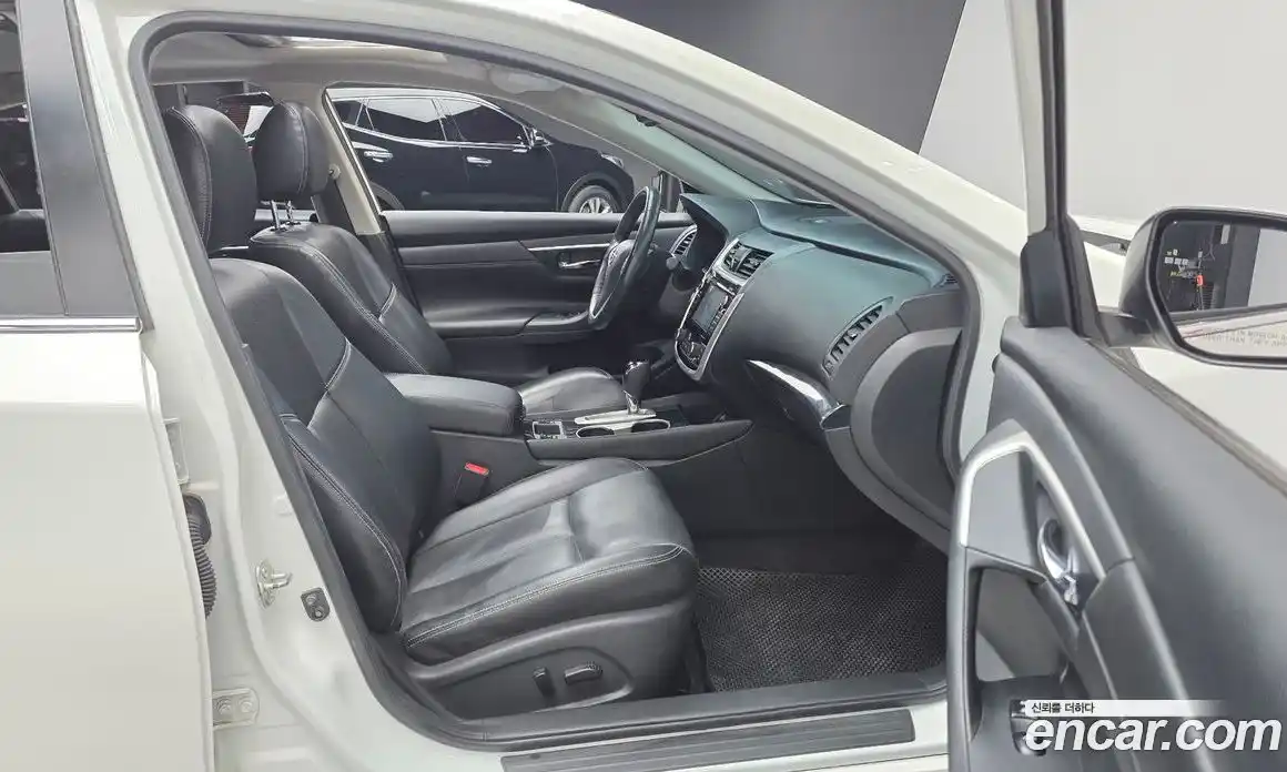 Nissan Altima 2018 2.5 гидро в Москве № 284888, фото 10