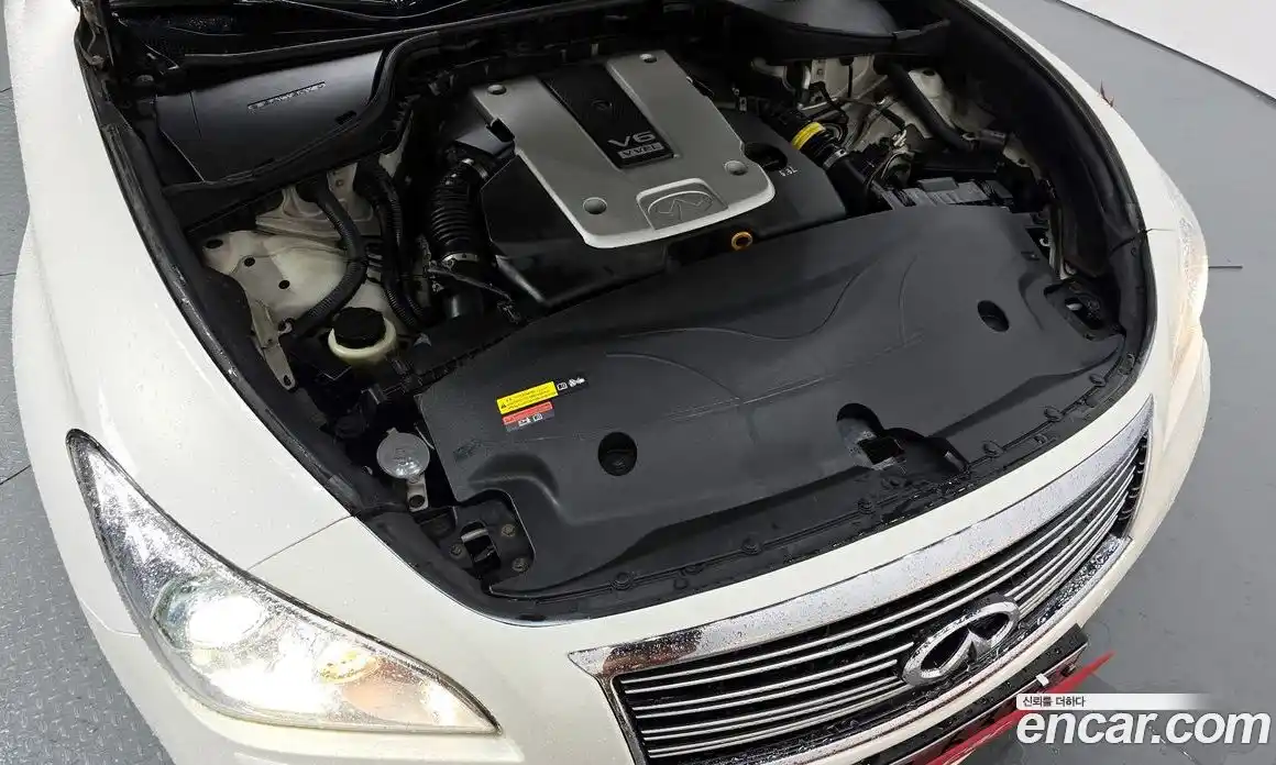 Infiniti M 2013 3.7 гидро в Москве № 296048, фото 6