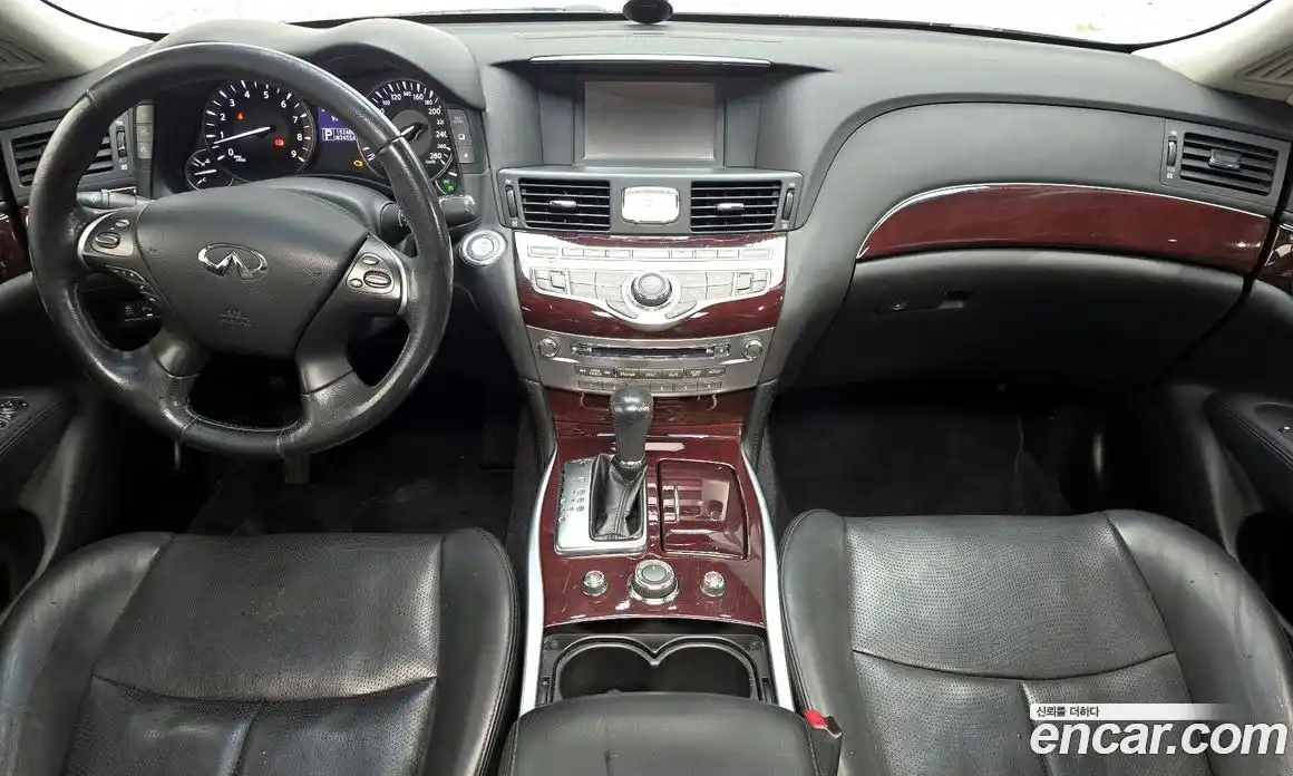 Infiniti M 2013 3.7 гидро в Москве № 296048, фото 7