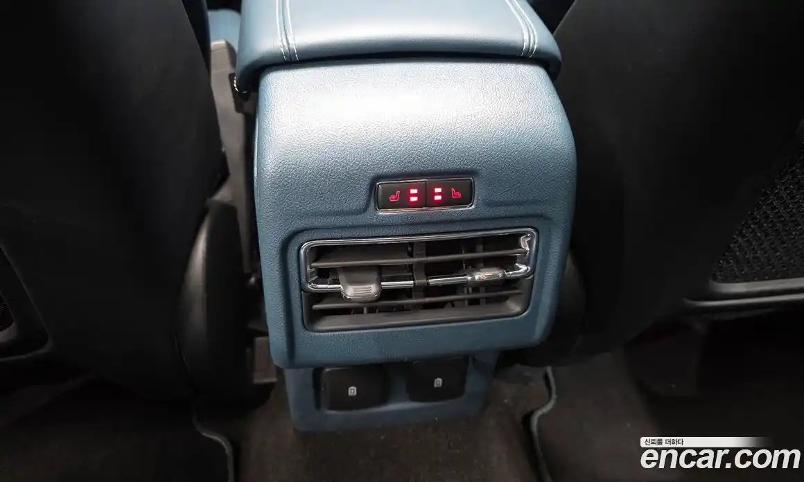 Lincoln Corsair 2021 2.0 гидро в Москве № 304087, фото 18