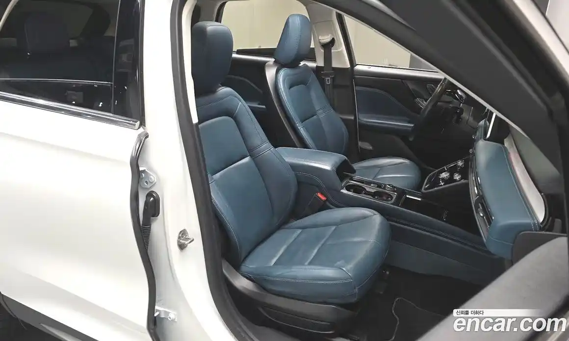 Lincoln Corsair 2021 2.0 гидро в Москве № 304087, фото 9