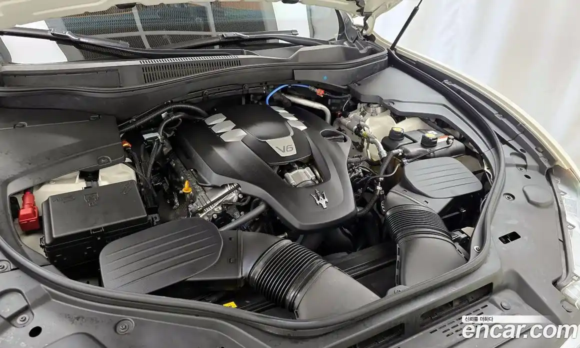 Maserati Levante 2020 3.0 гидро в Москве № 304091, фото 6