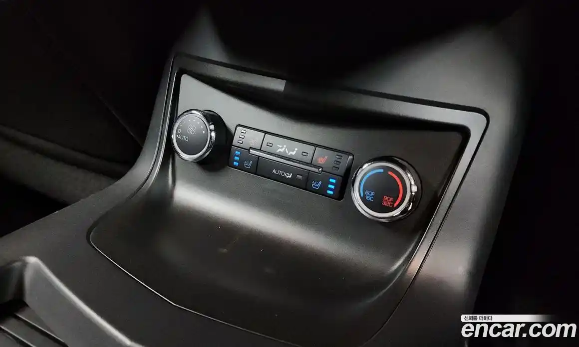 Lincoln MKT 2014 3.5 гидро в Москве № 304175, фото 17