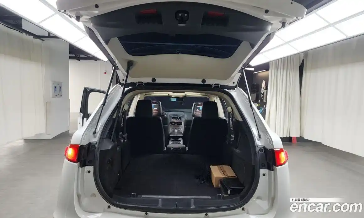 Lincoln MKT 2014 3.5 гидро в Москве № 304175, фото 20