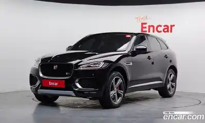 Jaguar F-Pace, 2016