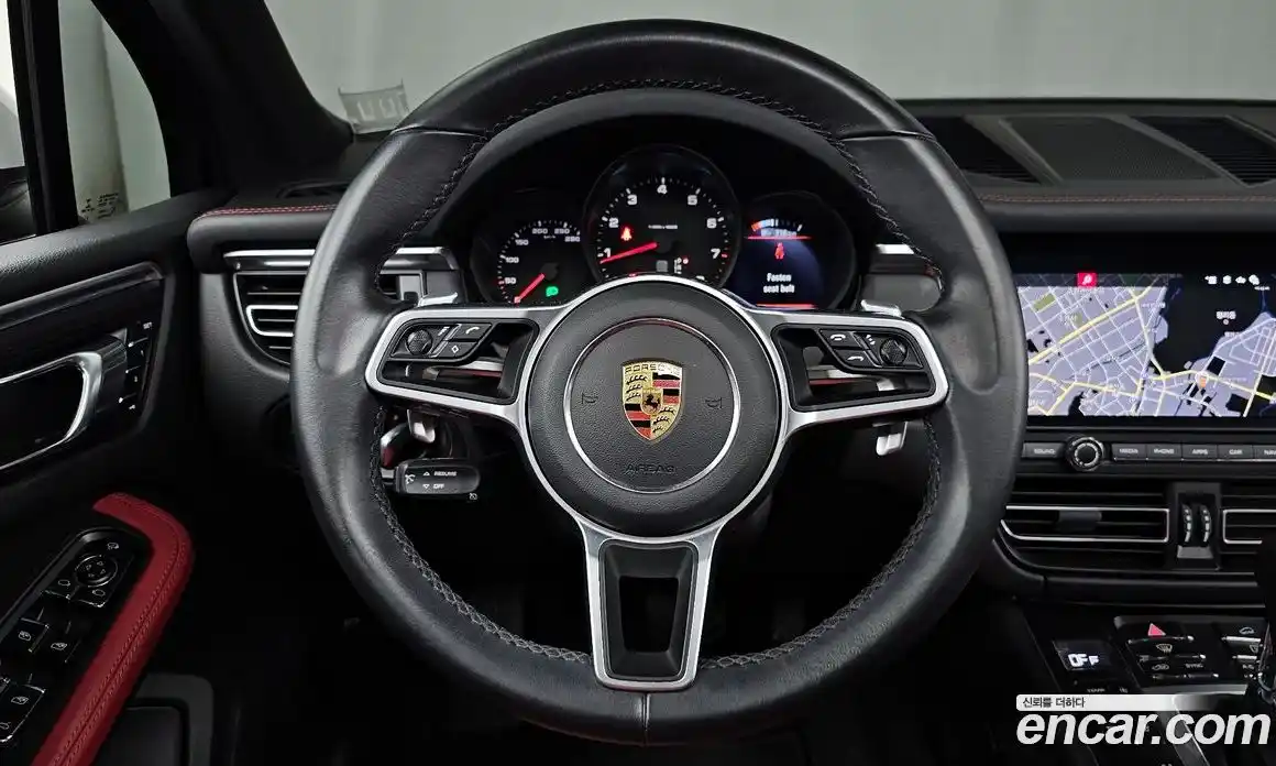 Porsche Macan 2021 2.0 гидро в Москве № 326368, фото 13