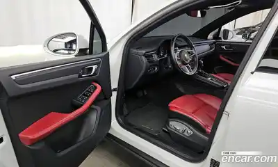 Porsche Macan 2021 2.0 гидро в Москве № 326368, миниатюра 10