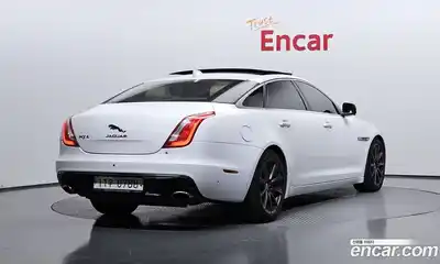 Jaguar XJ 2016 3.0 гидро в Москве № 331533, миниатюра 2