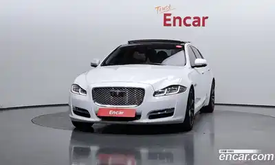 Jaguar XJ 2016 3.0 гидро в Москве № 331533, миниатюра 3
