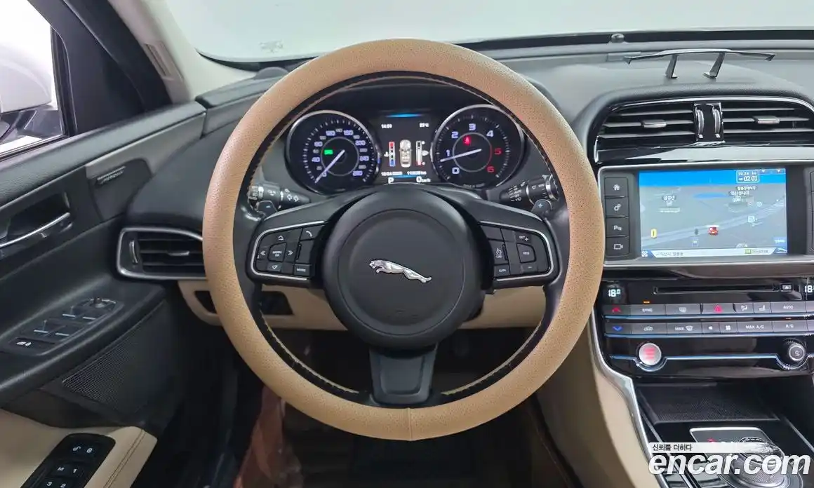 Jaguar XE 2016 2.0 гидро в Москве № 335825, фото 14