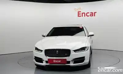 Jaguar XE 2016 2.0 гидро в Москве № 335825, миниатюра 3