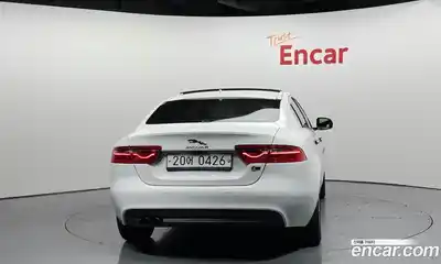 Jaguar XE 2016 2.0 гидро в Москве № 335825, миниатюра 4