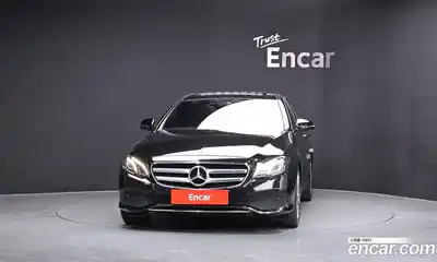 Mercedes-Benz E-Class 2018 2.0 гидро в Москве № 342379, миниатюра 2