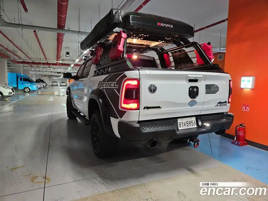 Dodge Ram Pick Up 2020 5.7 гидро в Москве № 353809, фото 4