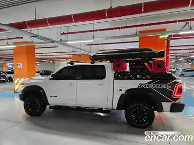 Dodge Ram Pick Up 2020 5.7 гидро в Москве № 353809, миниатюра 5