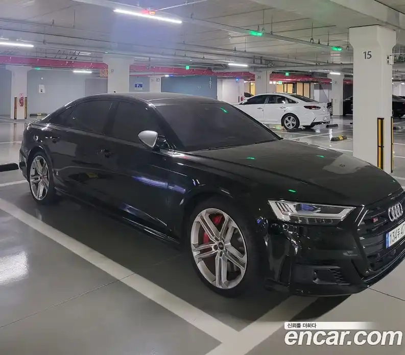 Audi S8 2021 4.0 гидро в Москве № 373384, фото 11