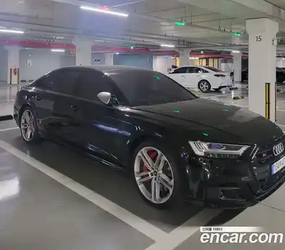 Audi S8 2021 4.0 гидро в Москве № 373384, миниатюра 11