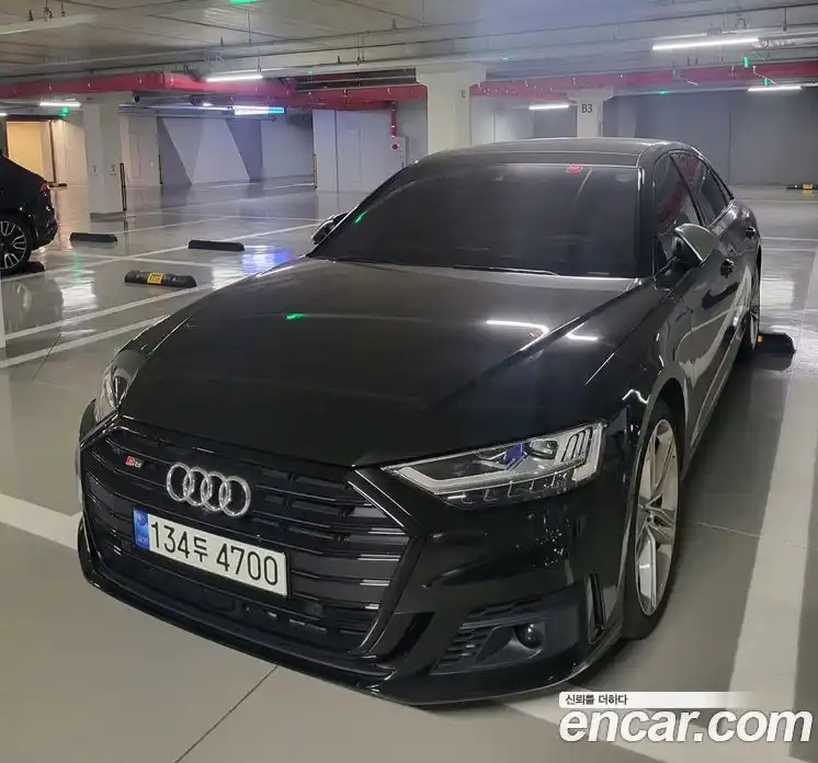 Audi S8 2021 4.0 гидро в Москве № 373384, фото 14