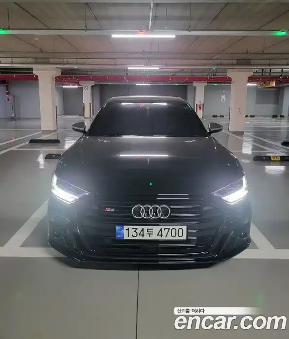 Audi S8 2021 4.0 гидро в Москве № 373384, фото 6