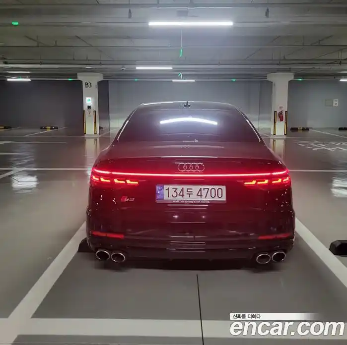 Audi S8 2021 4.0 гидро в Москве № 373384, фото 9
