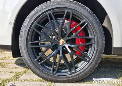 Porsche Macan 2023 2.9 гидро в Москве № 374434, миниатюра 9