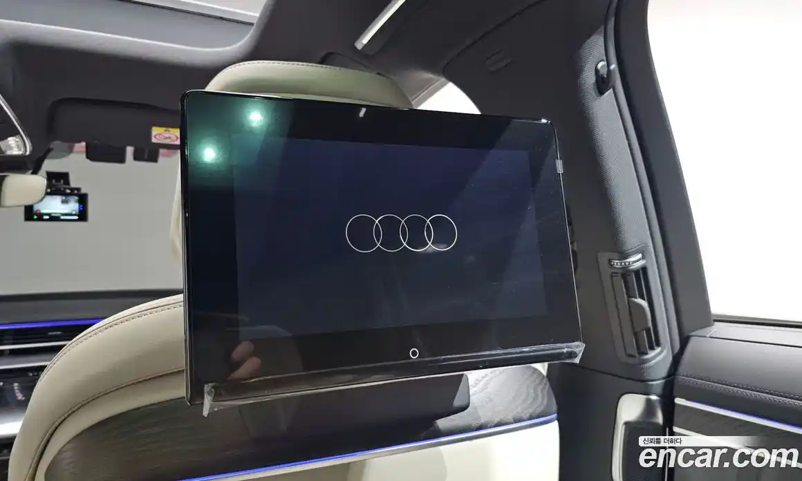Audi A8 2023 3.0 гидро в Москве № 391302, фото 18