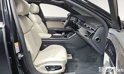 Audi A8 2023 3.0 гидро в Москве № 391302, миниатюра 10
