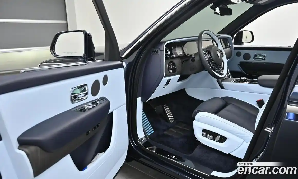 Rolls-Royce Cullinan 2025 6.7 гидро в Москве № 407297, фото 11