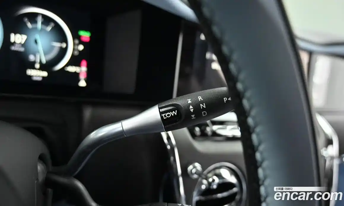 Rolls-Royce Cullinan 2025 6.7 гидро в Москве № 407297, фото 9