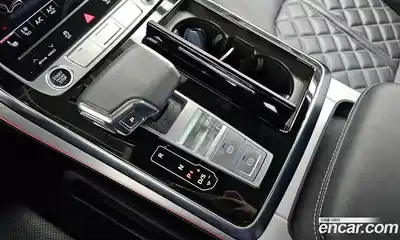 Audi Q7 2023 3.0 гидро в Москве № 428531, миниатюра 9