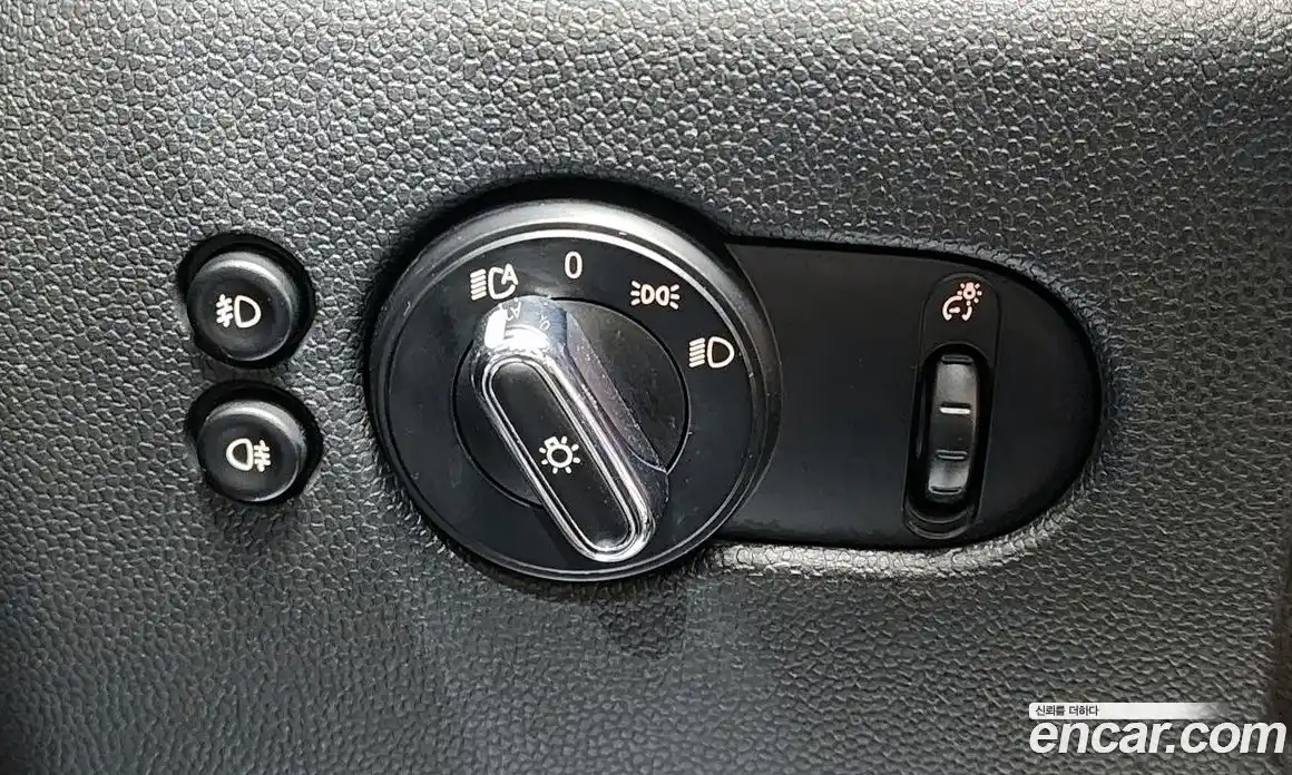 Mini Cooper Convertible 2017 2.0 гидро в Москве № 432082, фото 14