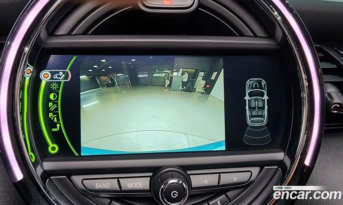 Mini Cooper Convertible 2017 2.0 гидро в Москве № 432082, фото 18