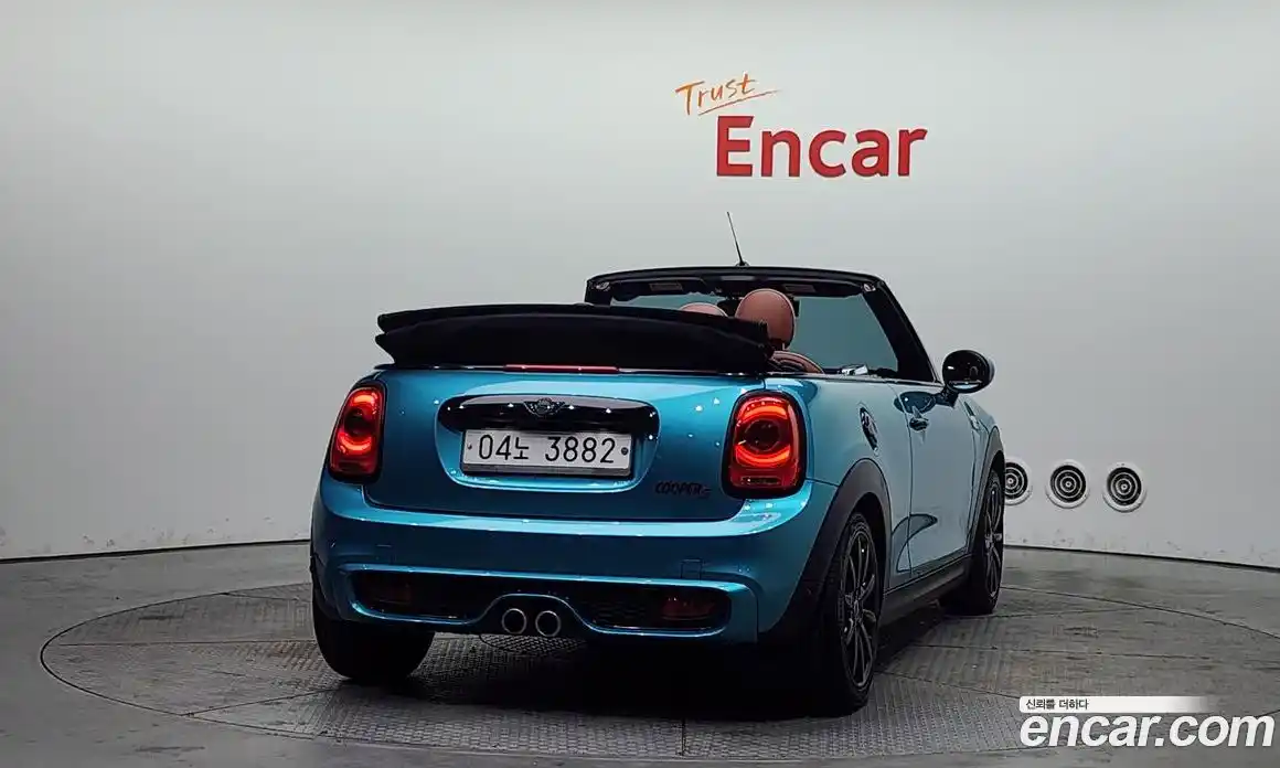 Mini Cooper Convertible 2017 2.0 гидро в Москве № 432082, фото 4