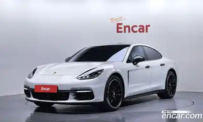 Porsche Panamera, 2018