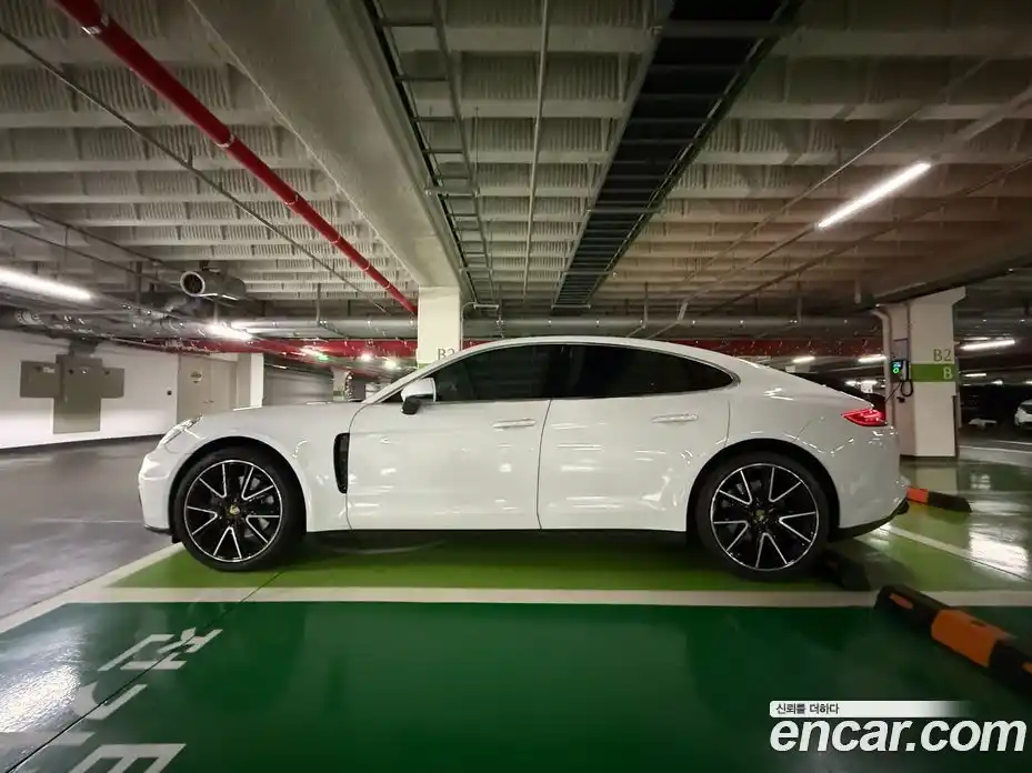 Porsche Panamera 2018 2.9 гидро в Москве № 470950, фото 3