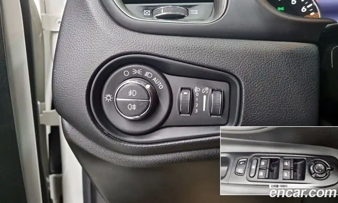 Jeep Renegade 2019 2.4 гидро в Москве № 535158, фото 13