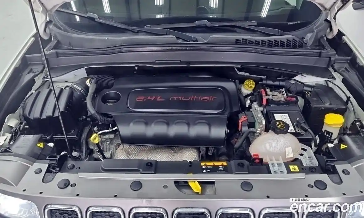 Jeep Renegade 2019 2.4 гидро в Москве № 535158, фото 4
