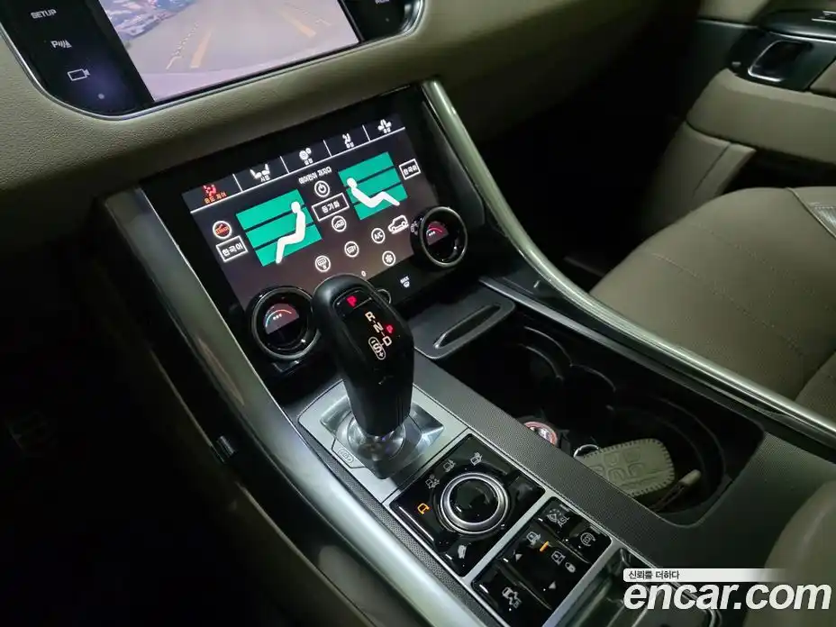 Land Rover Range-Rover Sport 2014 3.0 гидро в Москве № 541514, фото 16
