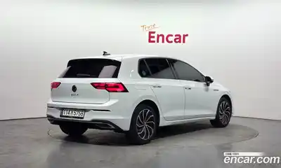 Volkswagen Golf 2022 2.0 гидро в Москве № 547457, миниатюра 2