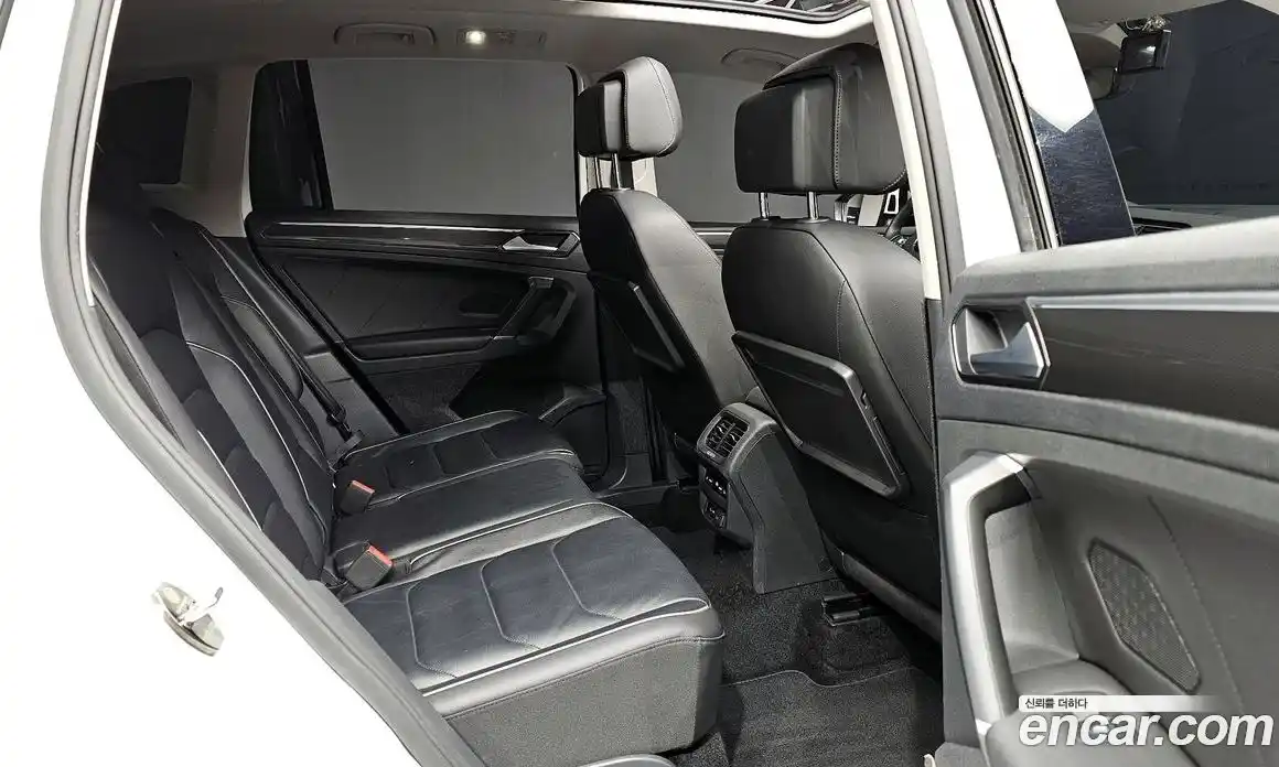 Volkswagen Tiguan 2018 2.0 гидро в Москве № 595634, фото 11