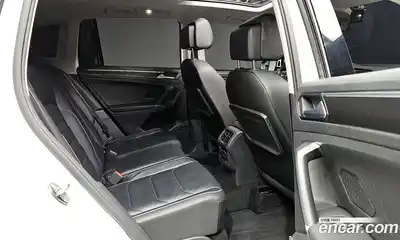 Volkswagen Tiguan 2018 2.0 гидро в Москве № 595634, миниатюра 11