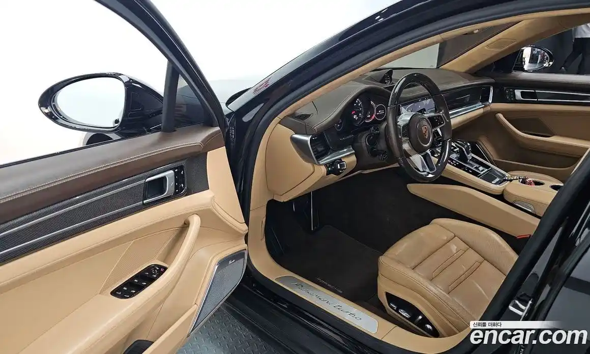 Porsche Panamera 2018 4.0 гидро в Москве № 724261, фото 11