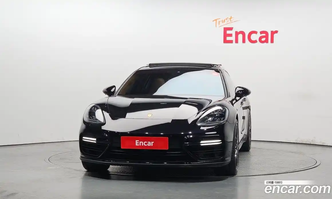 Porsche Panamera 2018 4.0 гидро в Москве № 724261, фото 3